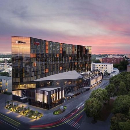 Hilton Tallinn Park Exterior foto
