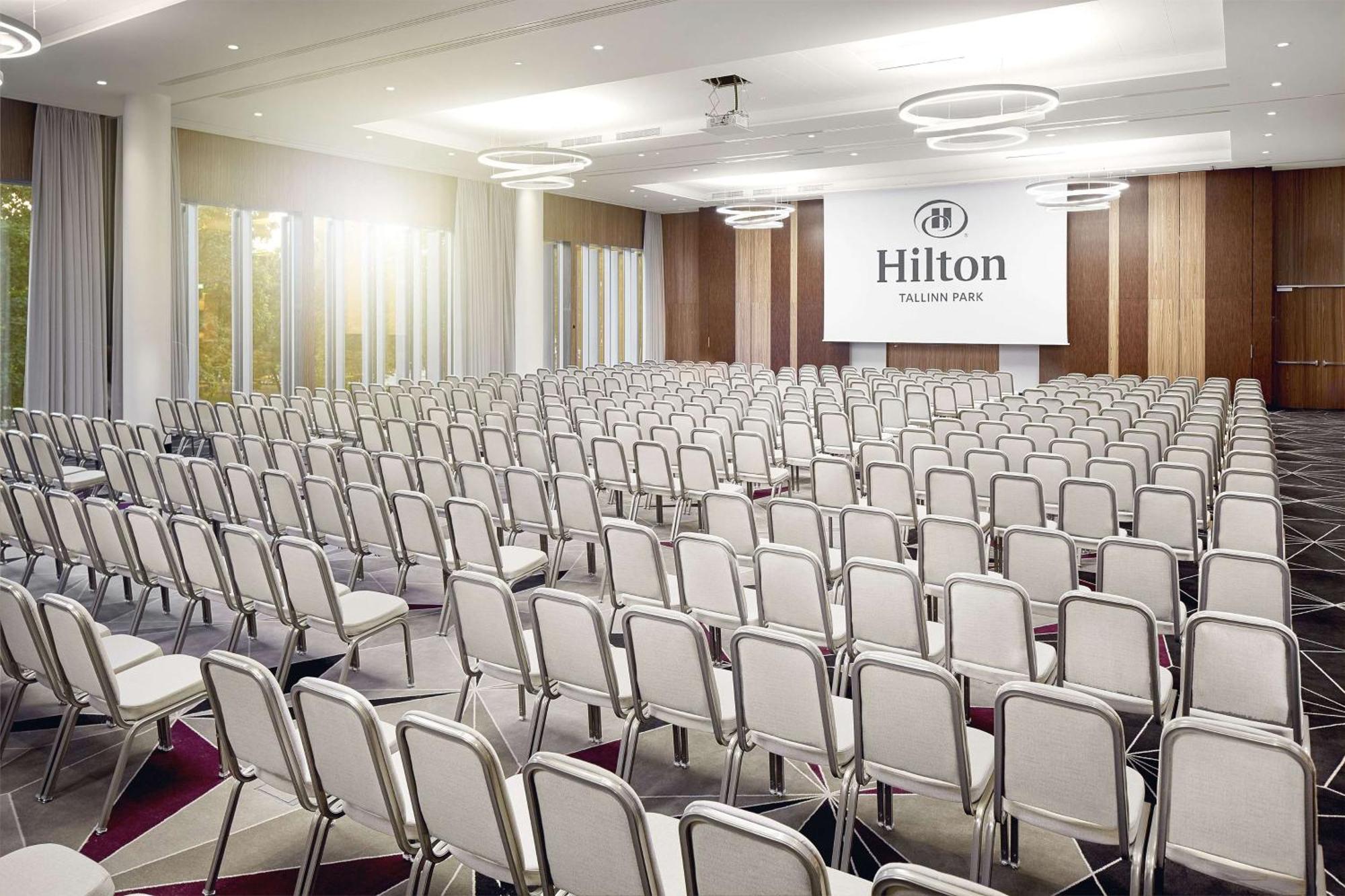Hilton Tallinn Park Exterior foto