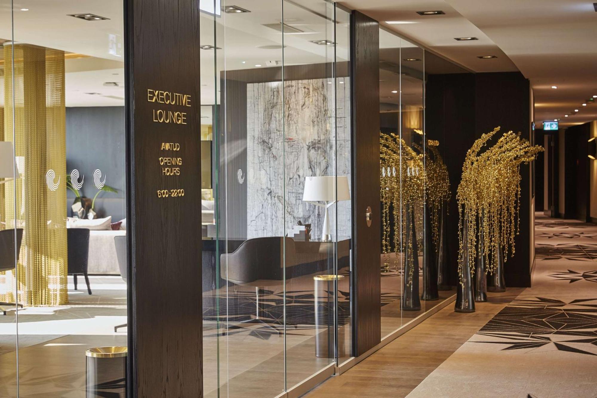 Hilton Tallinn Park Exterior foto